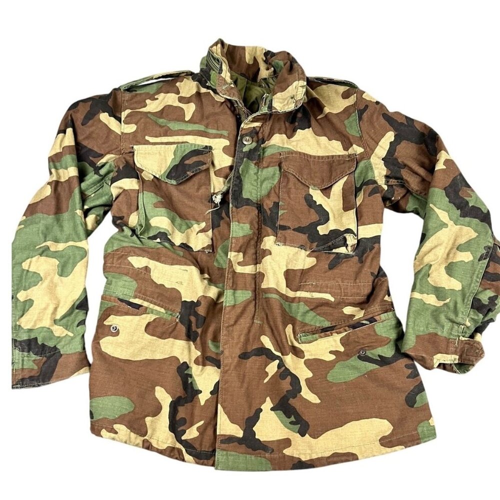 Vintage M-65 Field Jacket Mens Medium Regular Woodland Camo 1988  USA Made